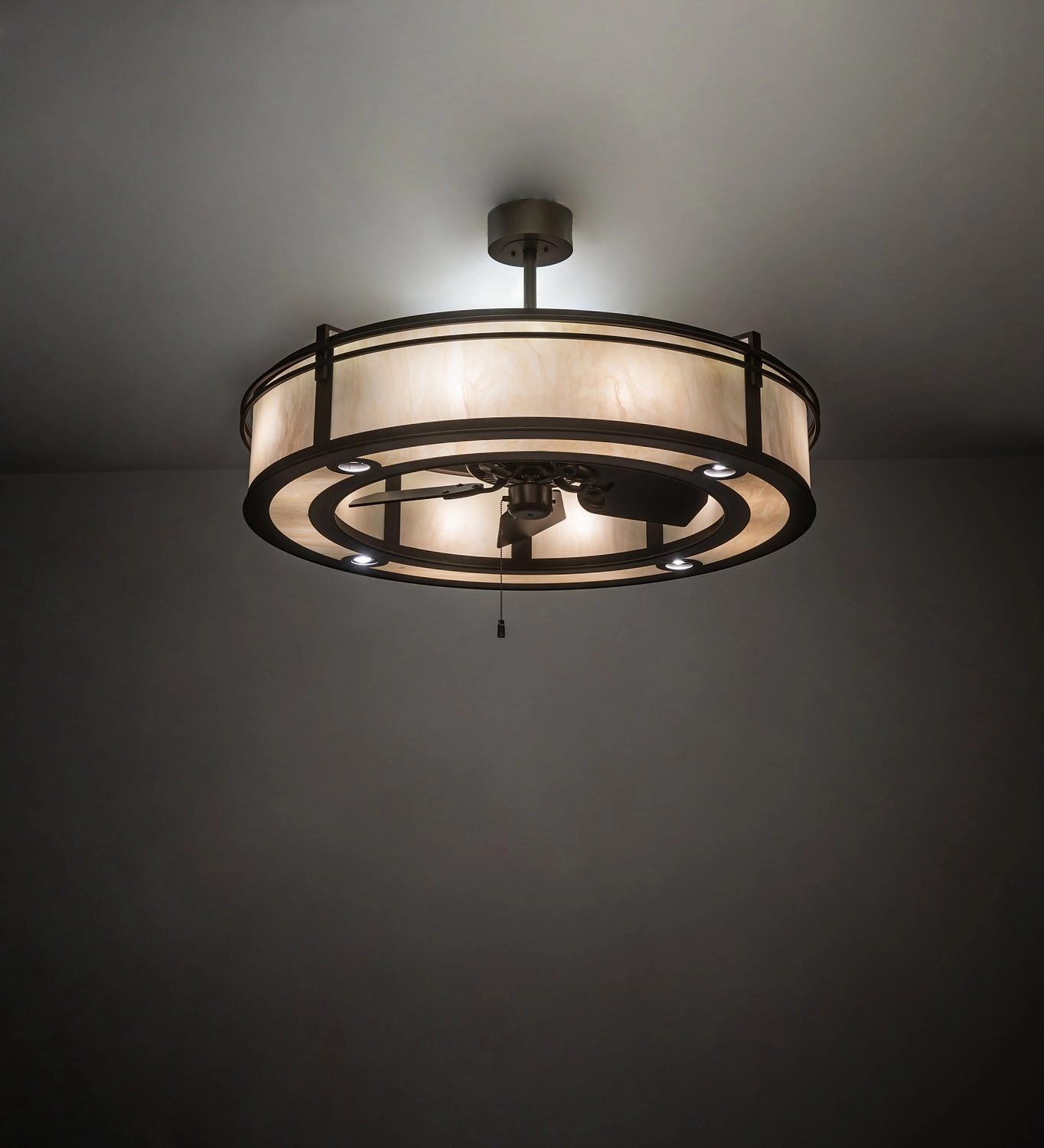 12 Light Chandel-Air