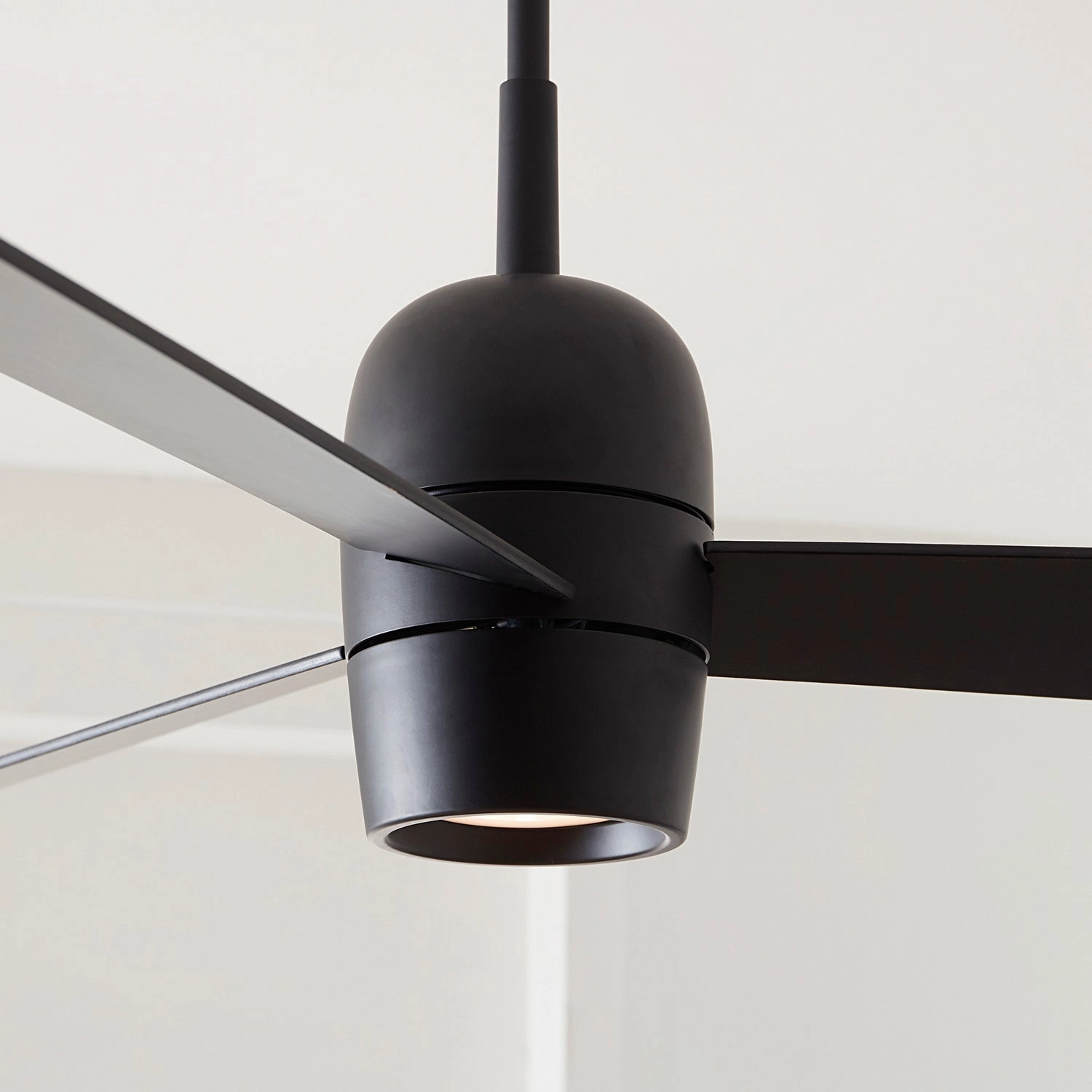 Alba 60"Ceiling Fan Midnight Black