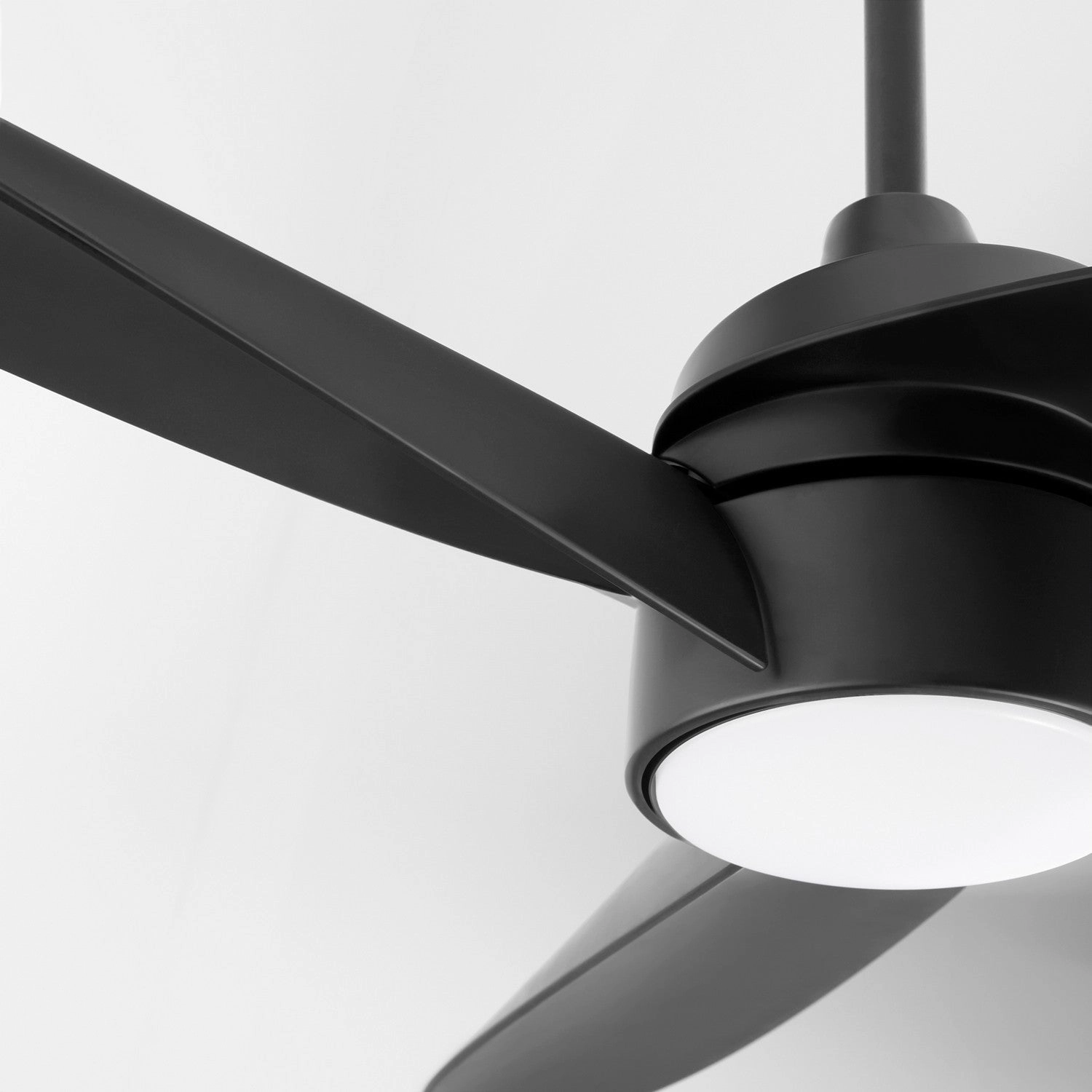 Brisa 60" Patio Fan Matte Black