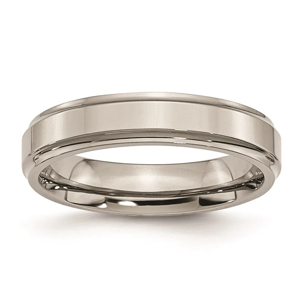 Chisel Jewelry Titanium Ridged Edge 5mm Polished Band | TB5