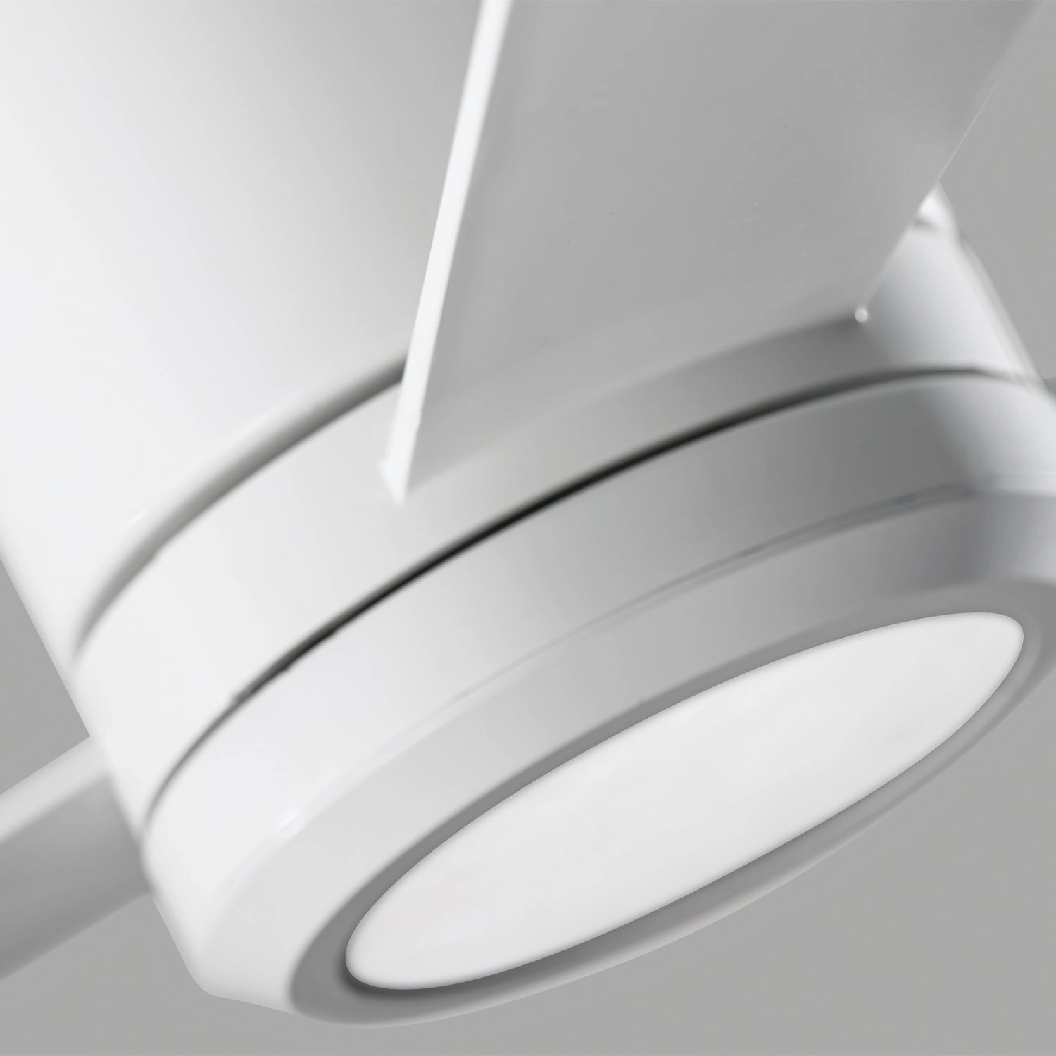 Clarity 52" Ceiling Fan Matte White