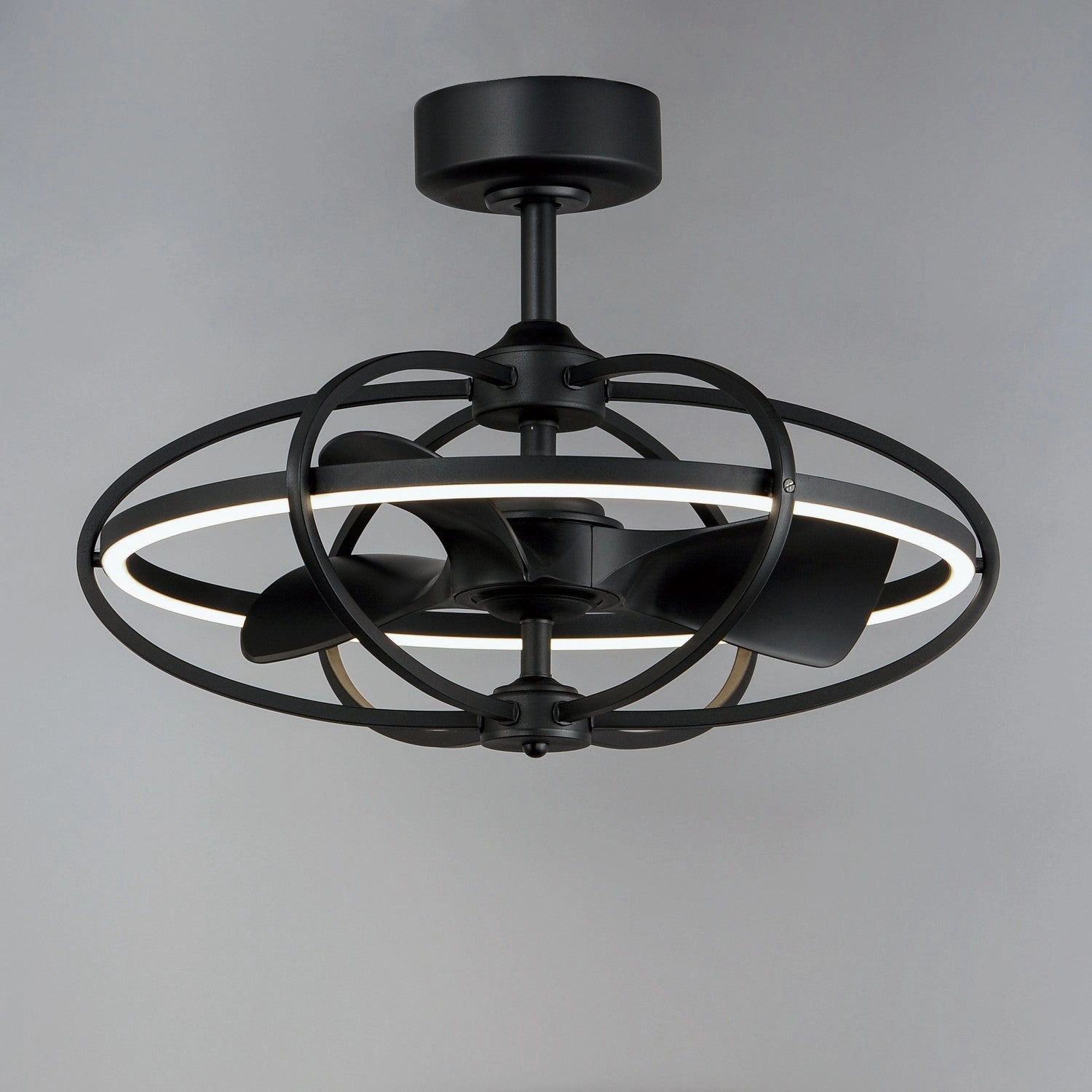 Corona Fan LED Fandelight Black
