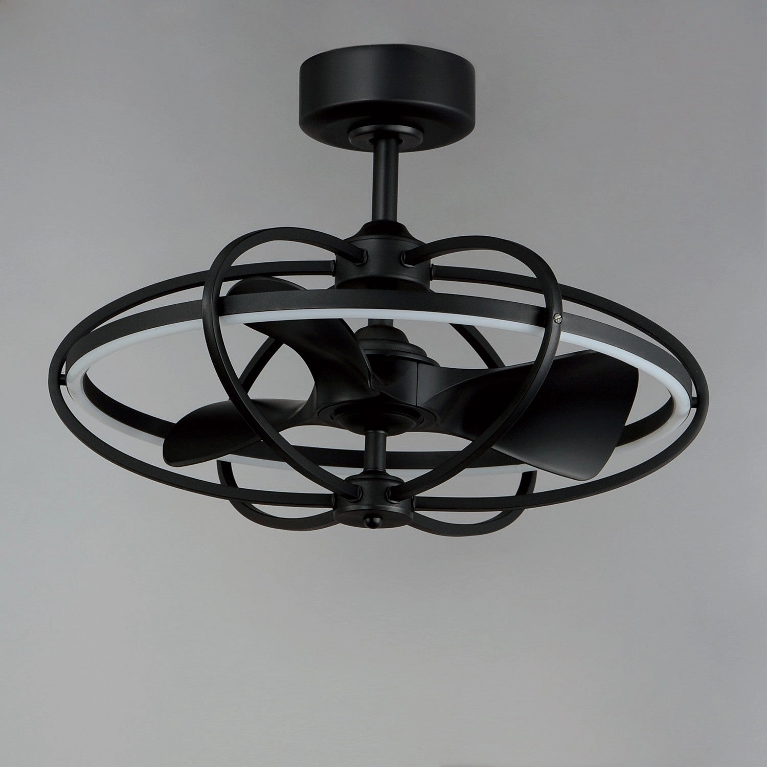 Corona Fan LED Fandelight Black