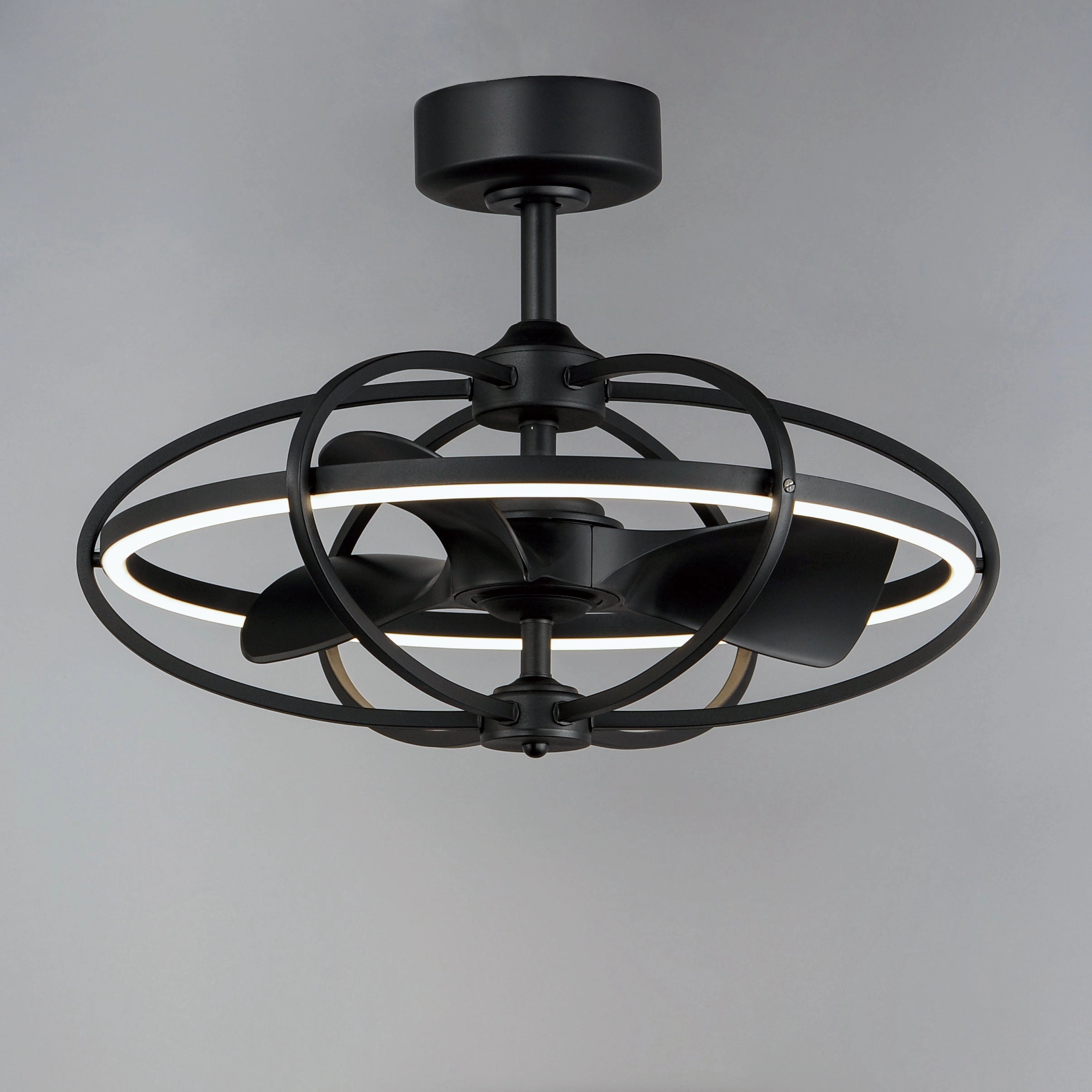 Corona Fan LED Fandelight Black