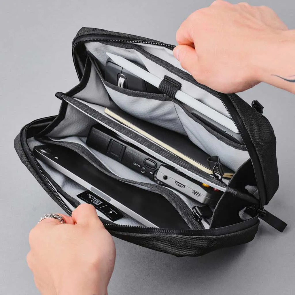 Elements Tech Case Alpaka Bags