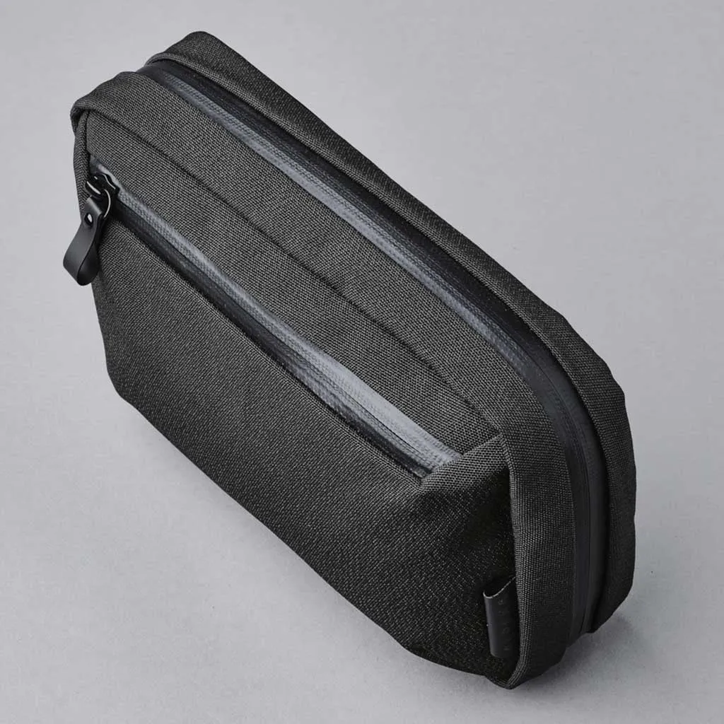Elements Tech Case Alpaka Bags