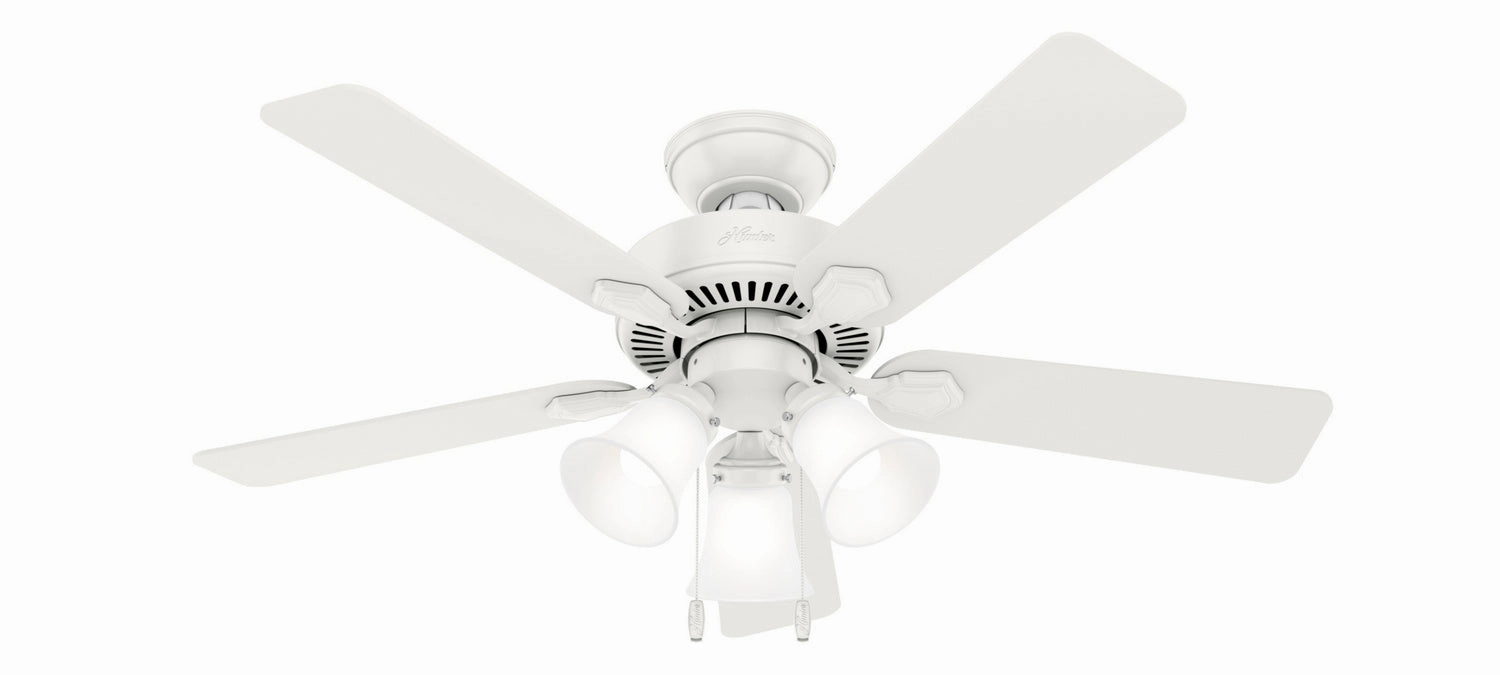 Hunter Fan Swanson 44" Indoor Pull Chain Ceiling Fan with 3 lights 20W LED Modern ceiling fan for home cooling