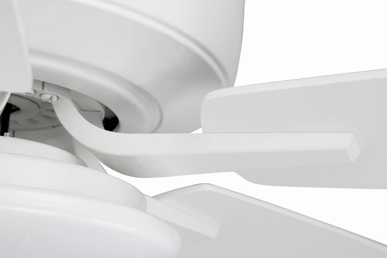 Pro Plus 112 52"Ceiling Fan White