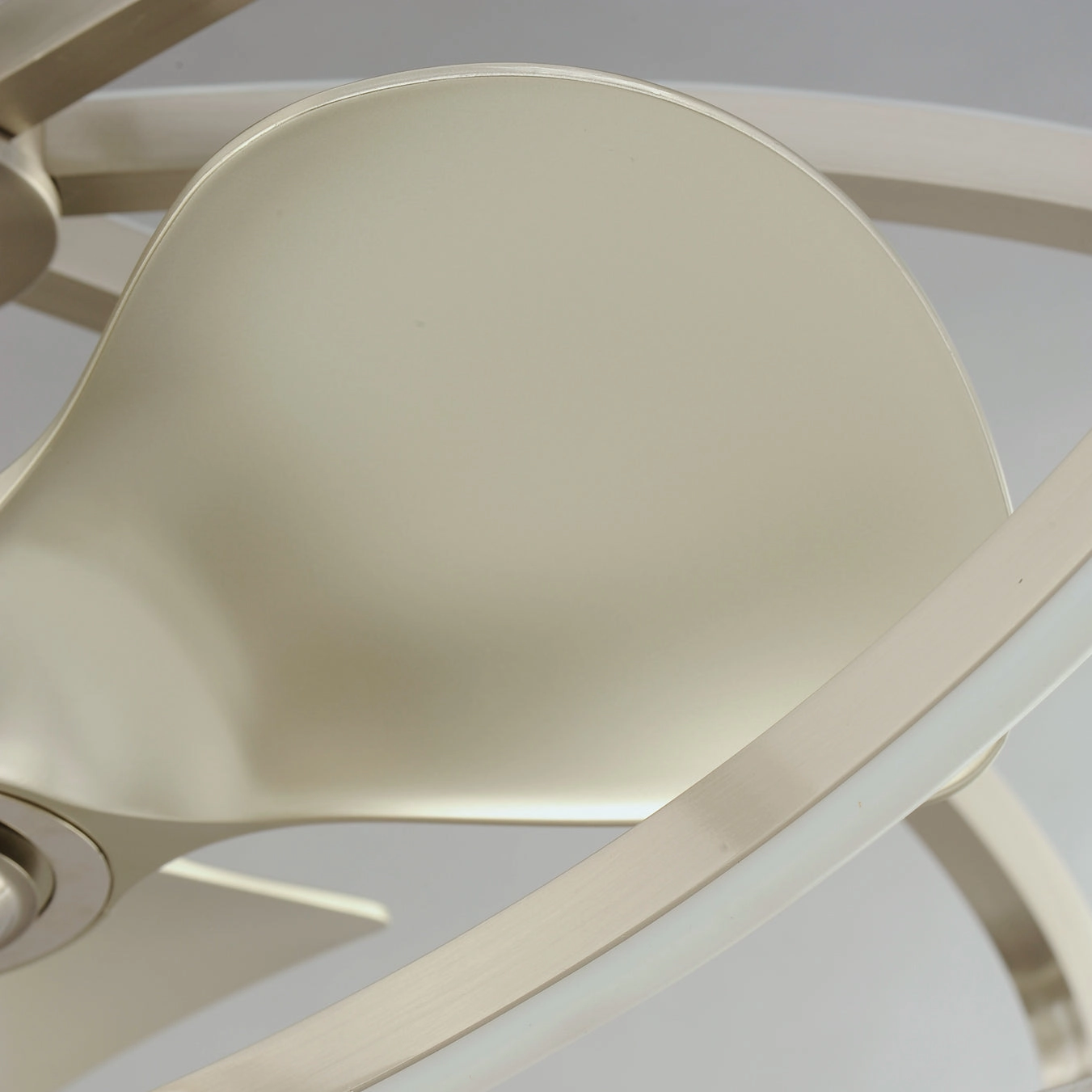 Solstice LED Fandelight Satin Nickel
