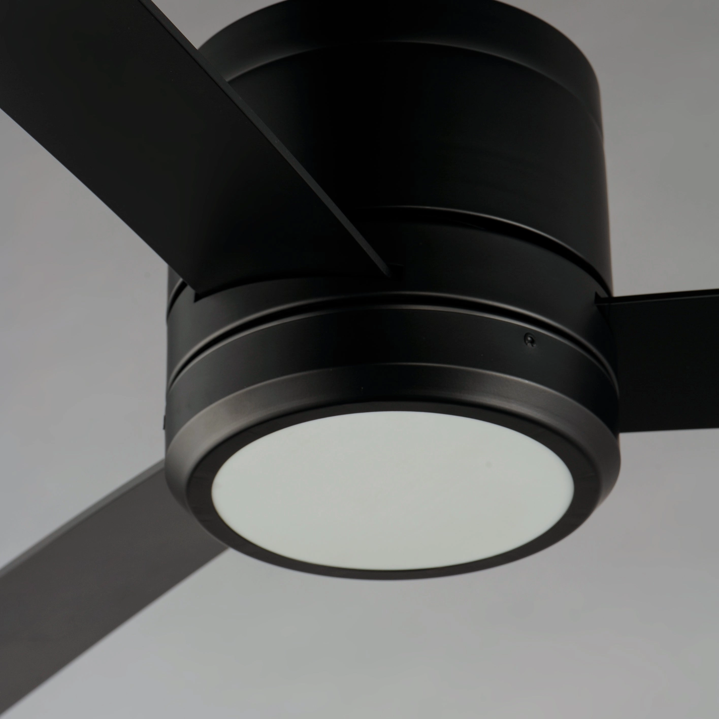 Tanker 52"Ceiling Fan Black